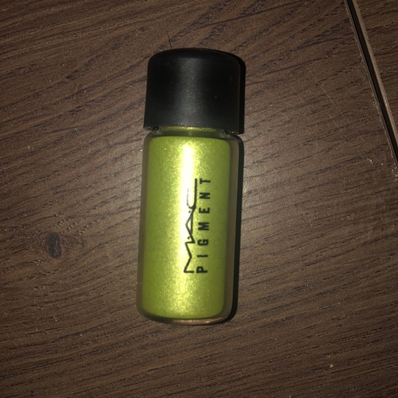 Mac loose pigment green shimmer eyeshadow - Picture 1 of 3